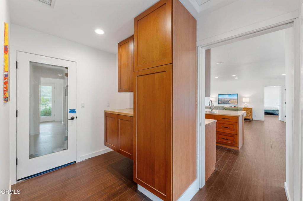 2170 Aliso Park Road Maricopa, CA 93252 - Photo 36 of 72 Pantry - 2170 Aliso Park Rd