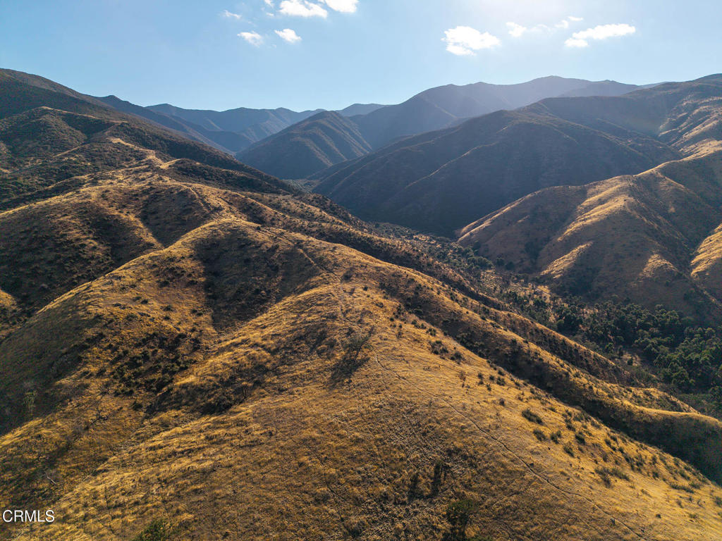2170 Aliso Park Road Maricopa, CA 93252 - Photo 49 of 72 a view of a house with a mountain