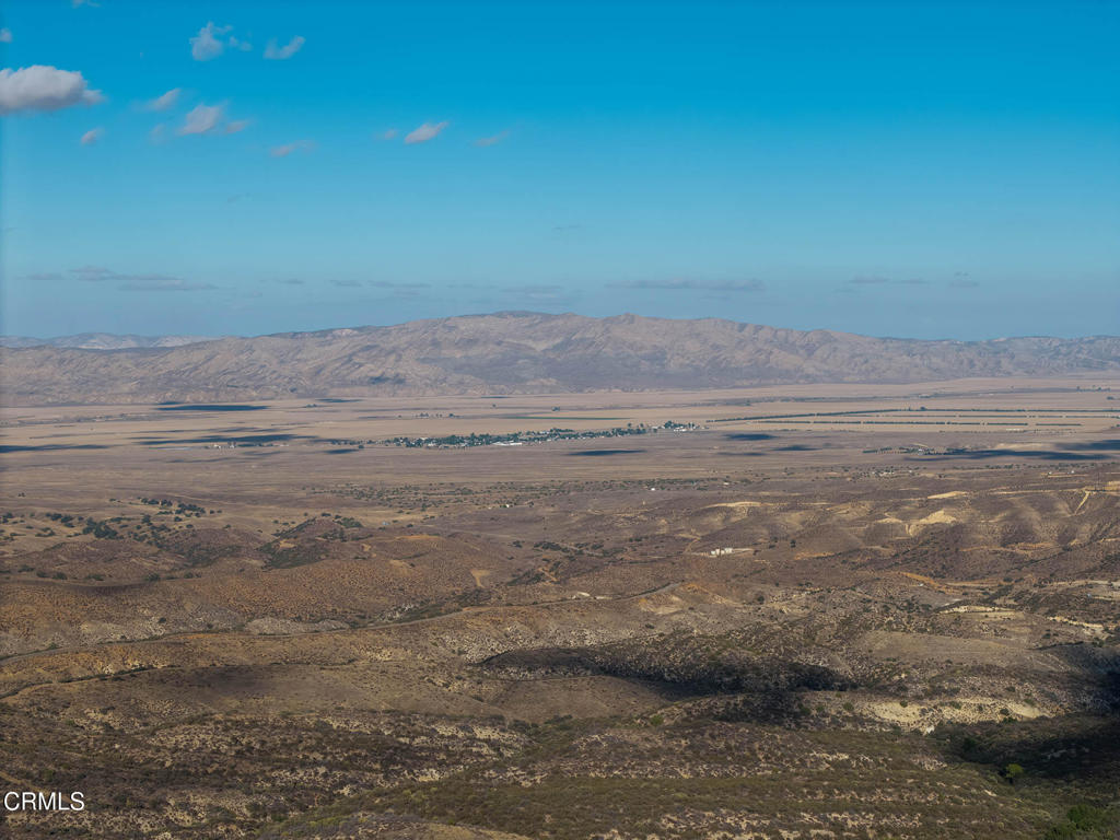2170 Aliso Park Road Maricopa, CA 93252 - Photo 61 of 72 a view of beach and ocean