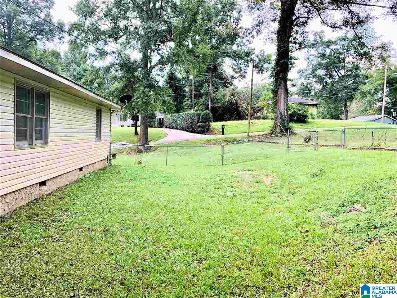 64 White Street Heflin, AL 36264 - Photo 5 of 23