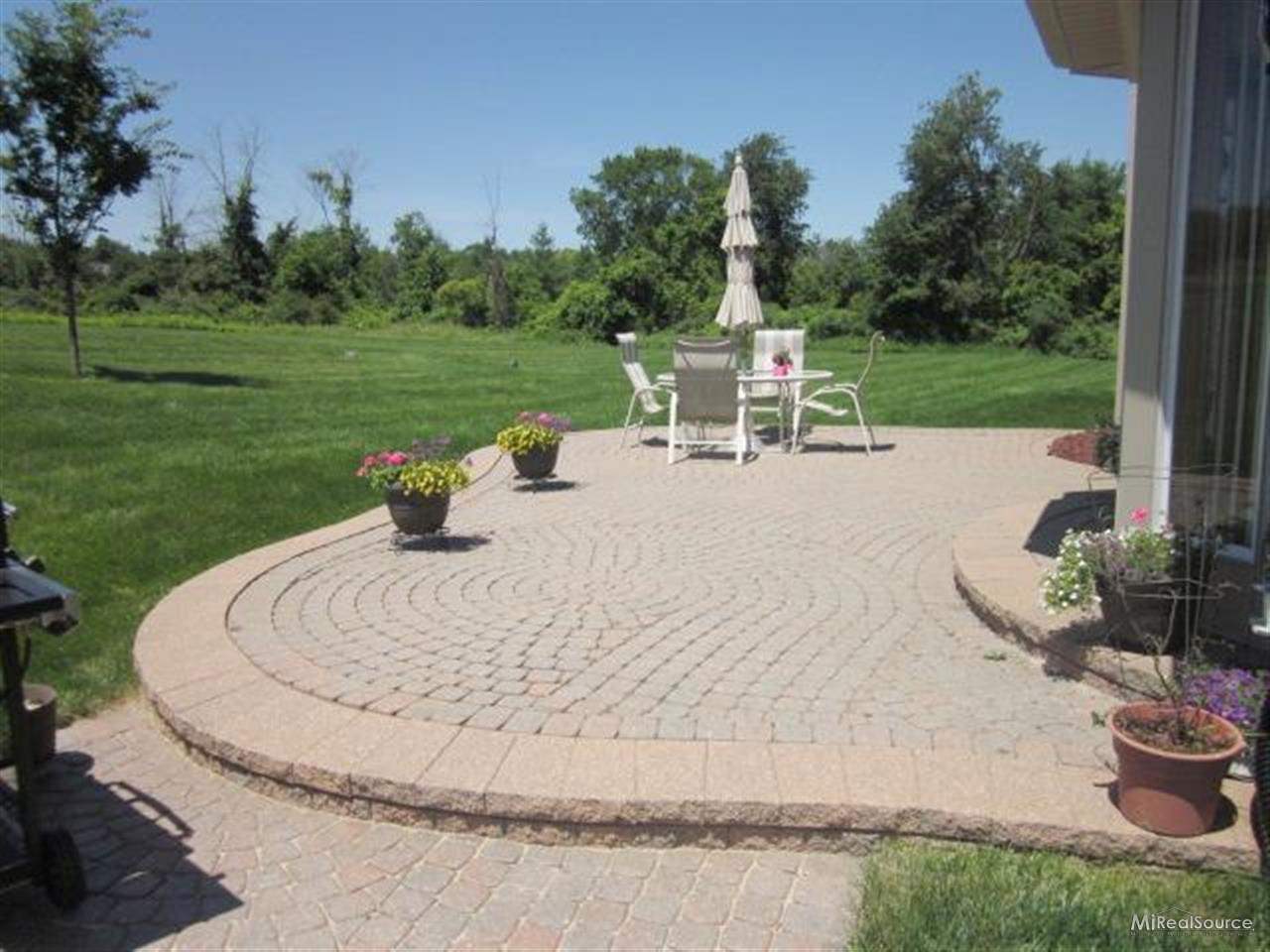 77415 Foxridge Lane Romeo, MI 48065 - Photo 17 of 20 Patio