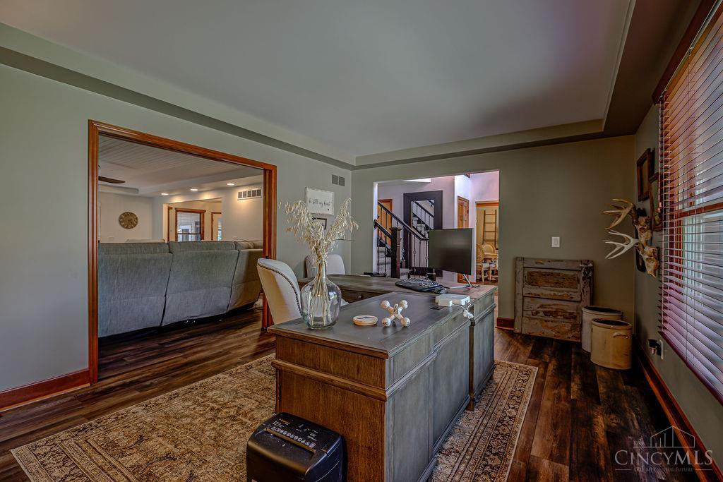 9858 Prechtel Road Cincinnati, OH 45252 - Photo 15 of 70 Gallery Image 15