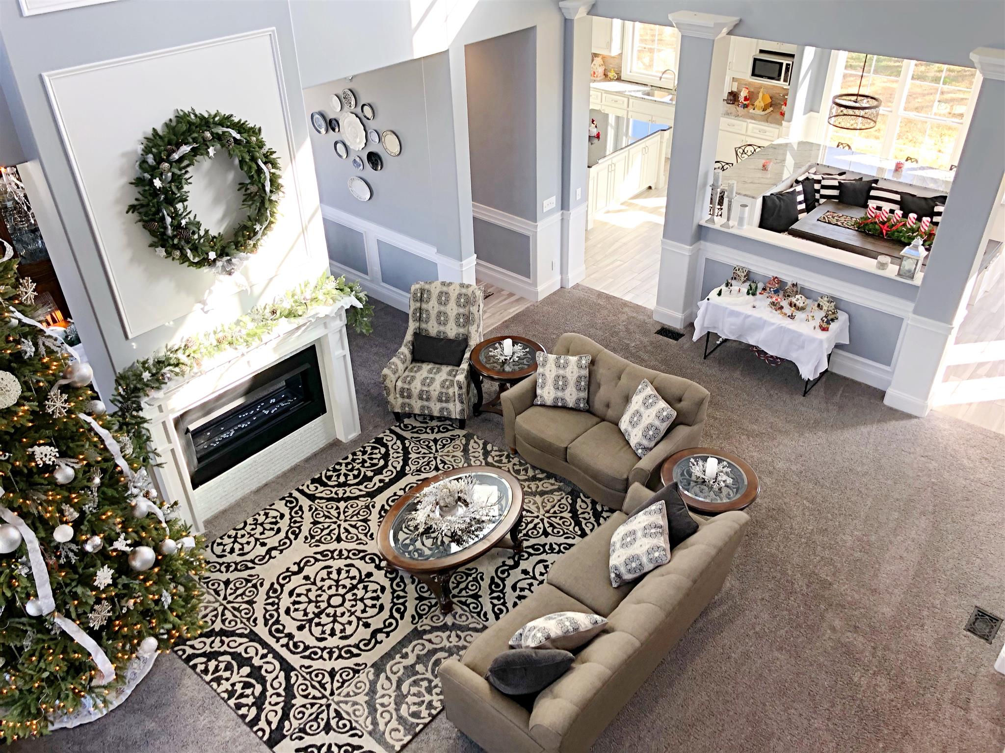 3379 Maxie Jones Road Springfield, TN 37172 - Photo 2 of 30 a living room with furniture and wooden floor