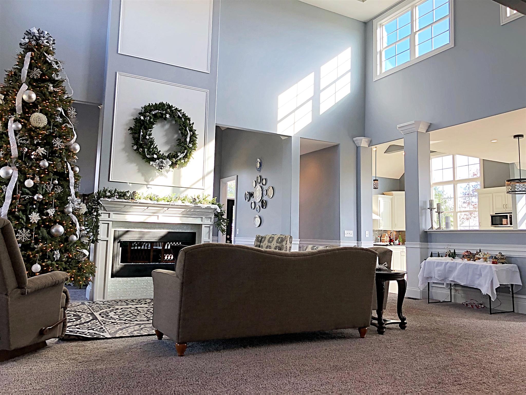 3379 Maxie Jones Road Springfield, TN 37172 - Photo 3 of 30 a living room with furniture and a fireplace