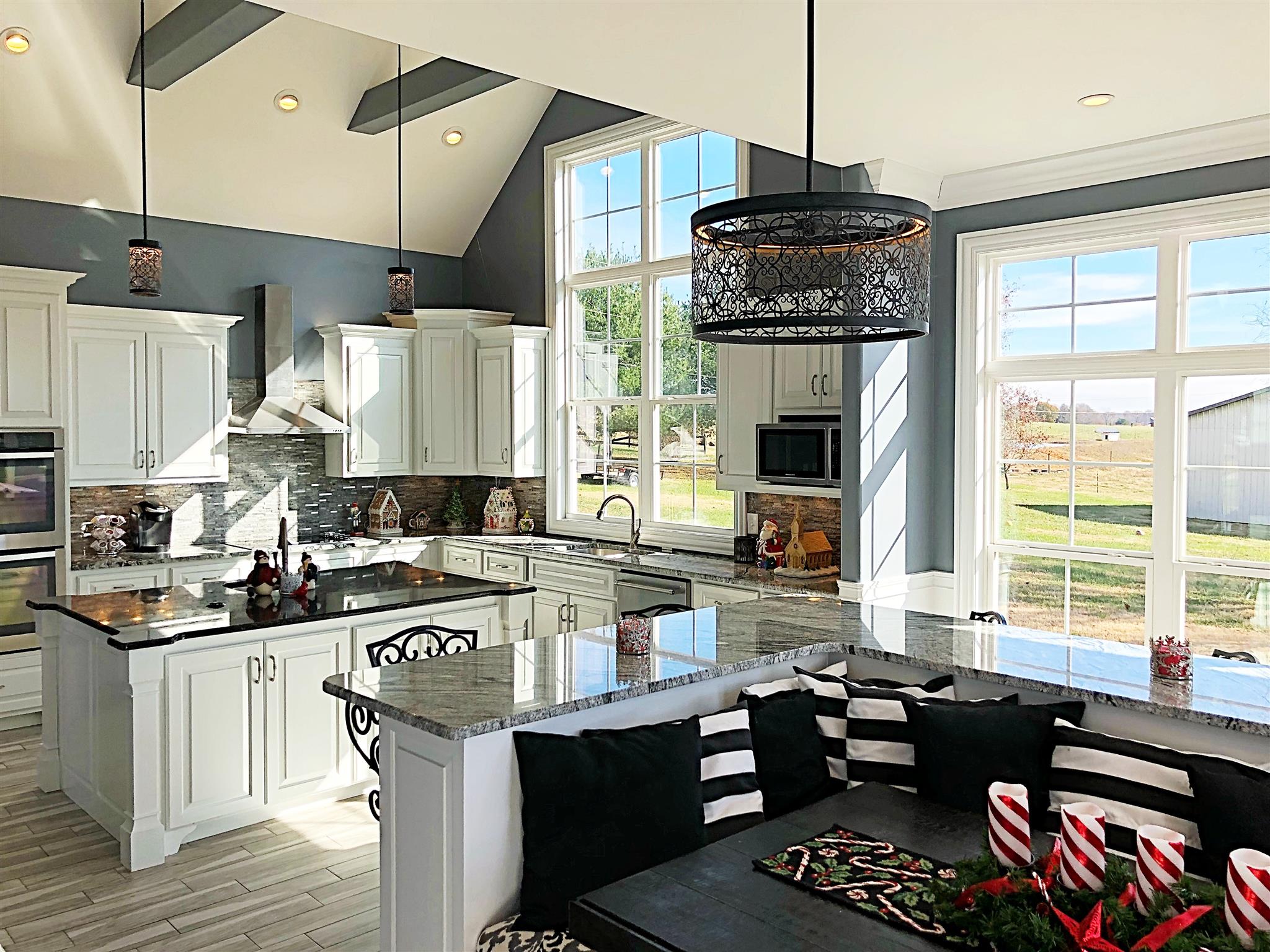 3379 Maxie Jones Road Springfield, TN 37172 - Photo 5 of 30 a kitchen with a stove a sink and a window