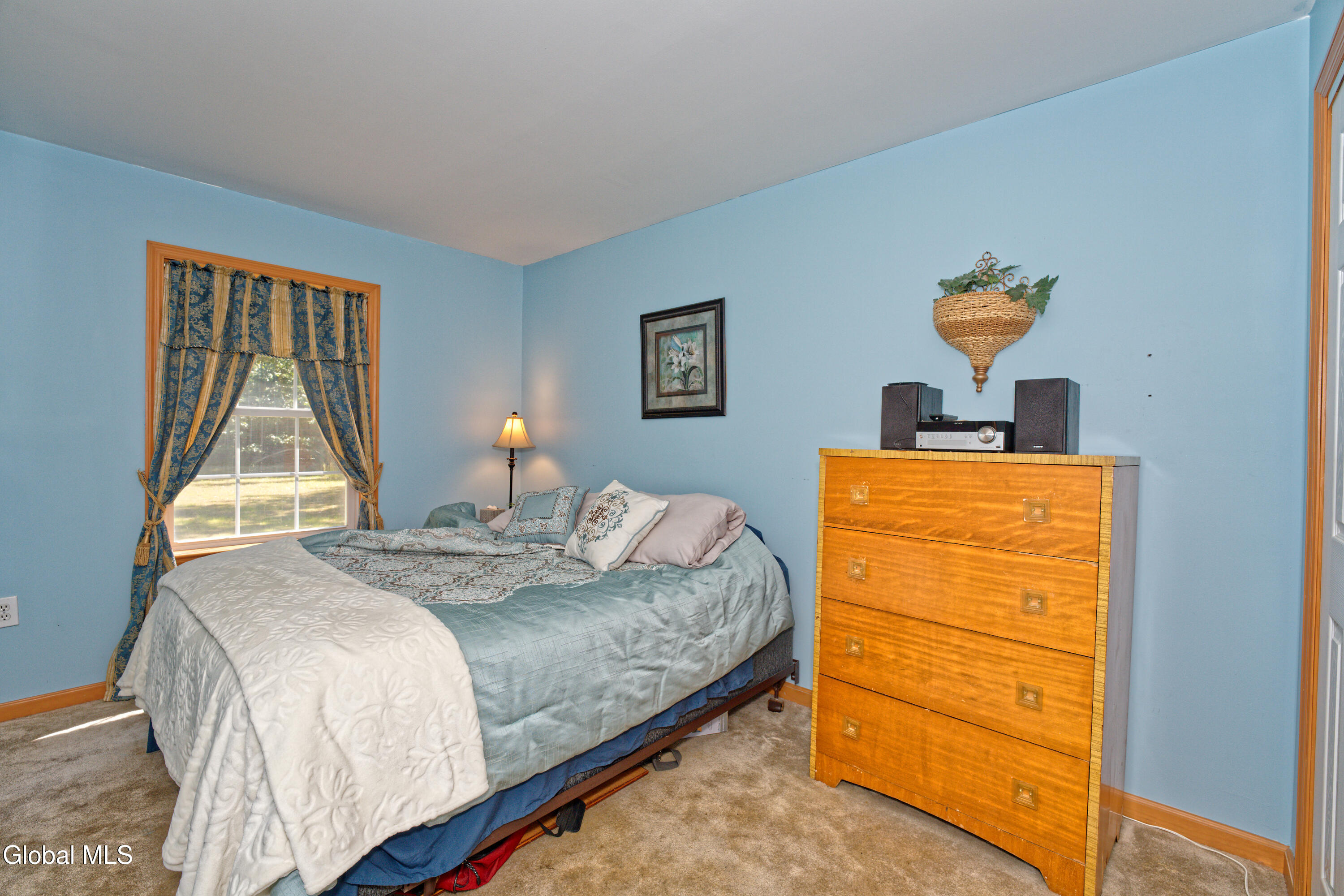 139 Homestead Road Saratoga, NY 12866 - Photo 18 of 67 5 Bedroom 3