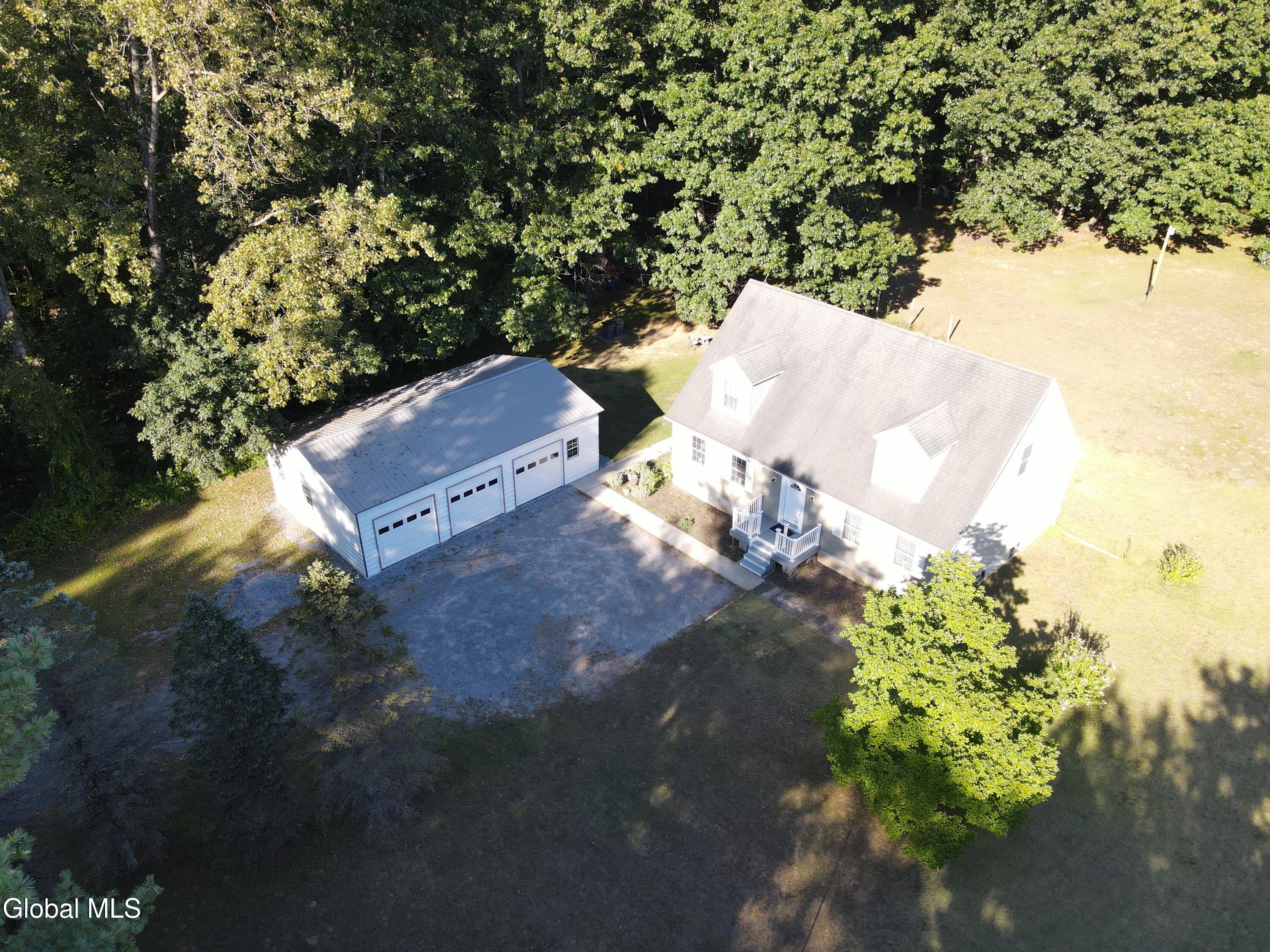 139 Homestead Road Saratoga, NY 12866 - Photo 47 of 67 dji_fly_20250908_164658_285_175736442701