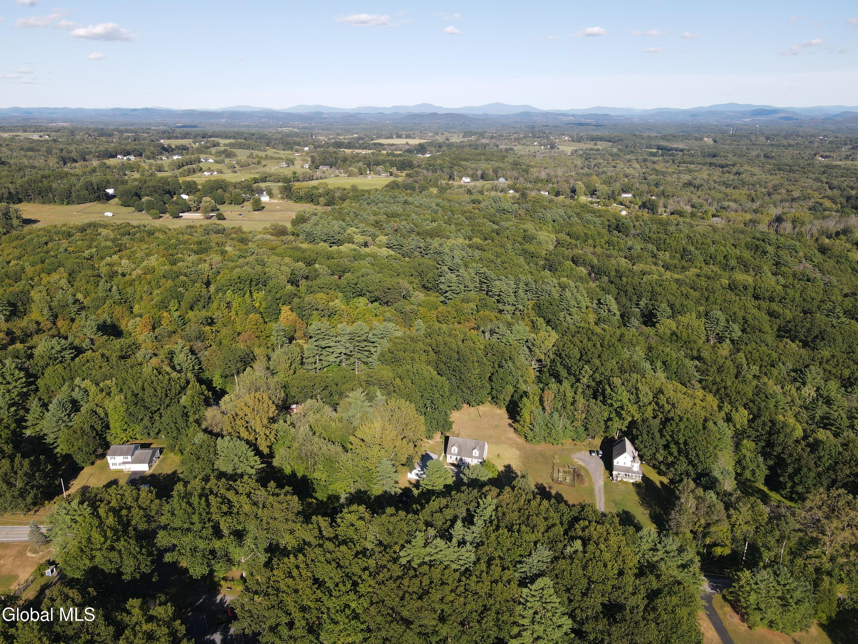139 Homestead Road Saratoga, NY 12866 - Photo 61 of 67 dji_fly_20250908_164108_277_175736408195