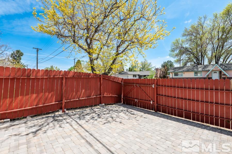 2441 Baxter Way Sparks, NV 89431 - Photo 21 of 25 a view of a backyard