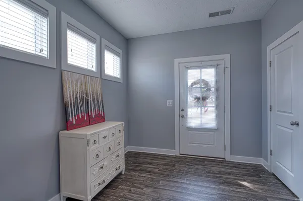 $363,999 | 3042 Cornerstone Court, Newburgh, IN 47630