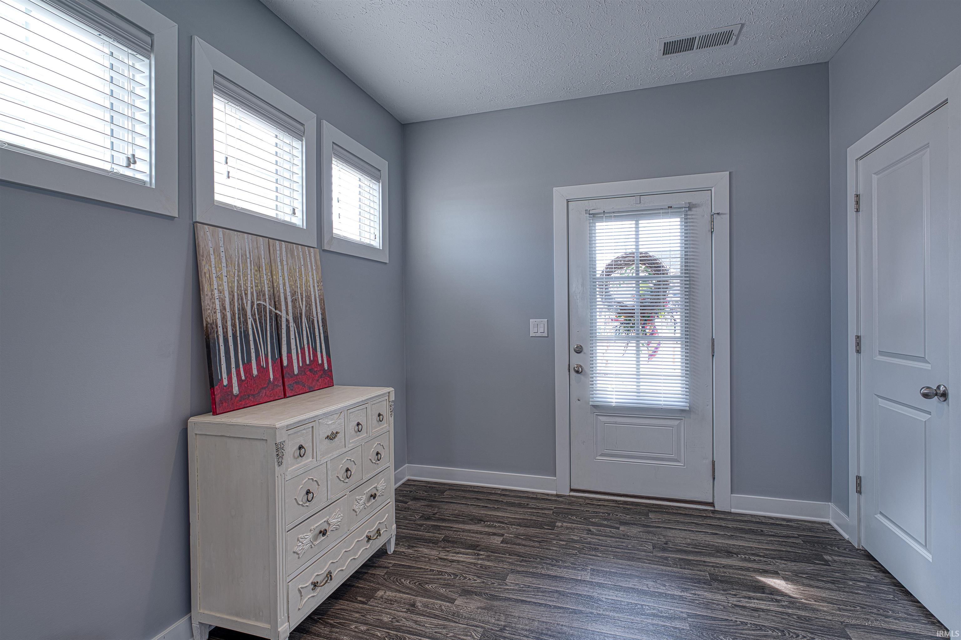 3042 Cornerstone Court Newburgh, IN 47630 - Photo 4 of 35