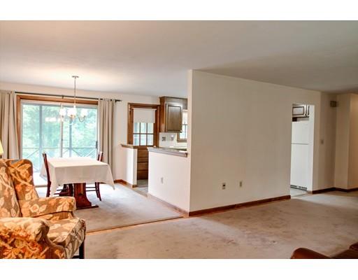 31 Locust Road Chelmsford, MA 01824 - Photo 6 of 30
