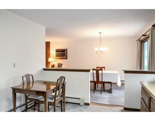 31 Locust Road Chelmsford, MA 01824 - Photo 9 of 30