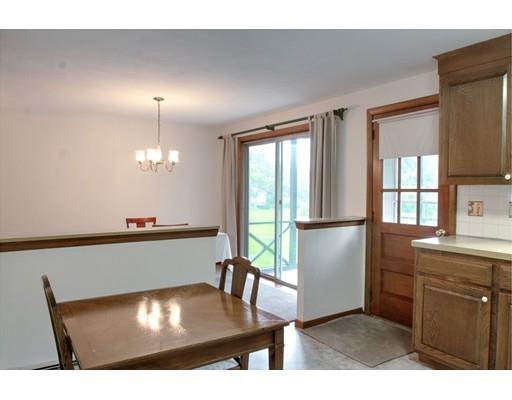 31 Locust Road Chelmsford, MA 01824 - Photo 10 of 30