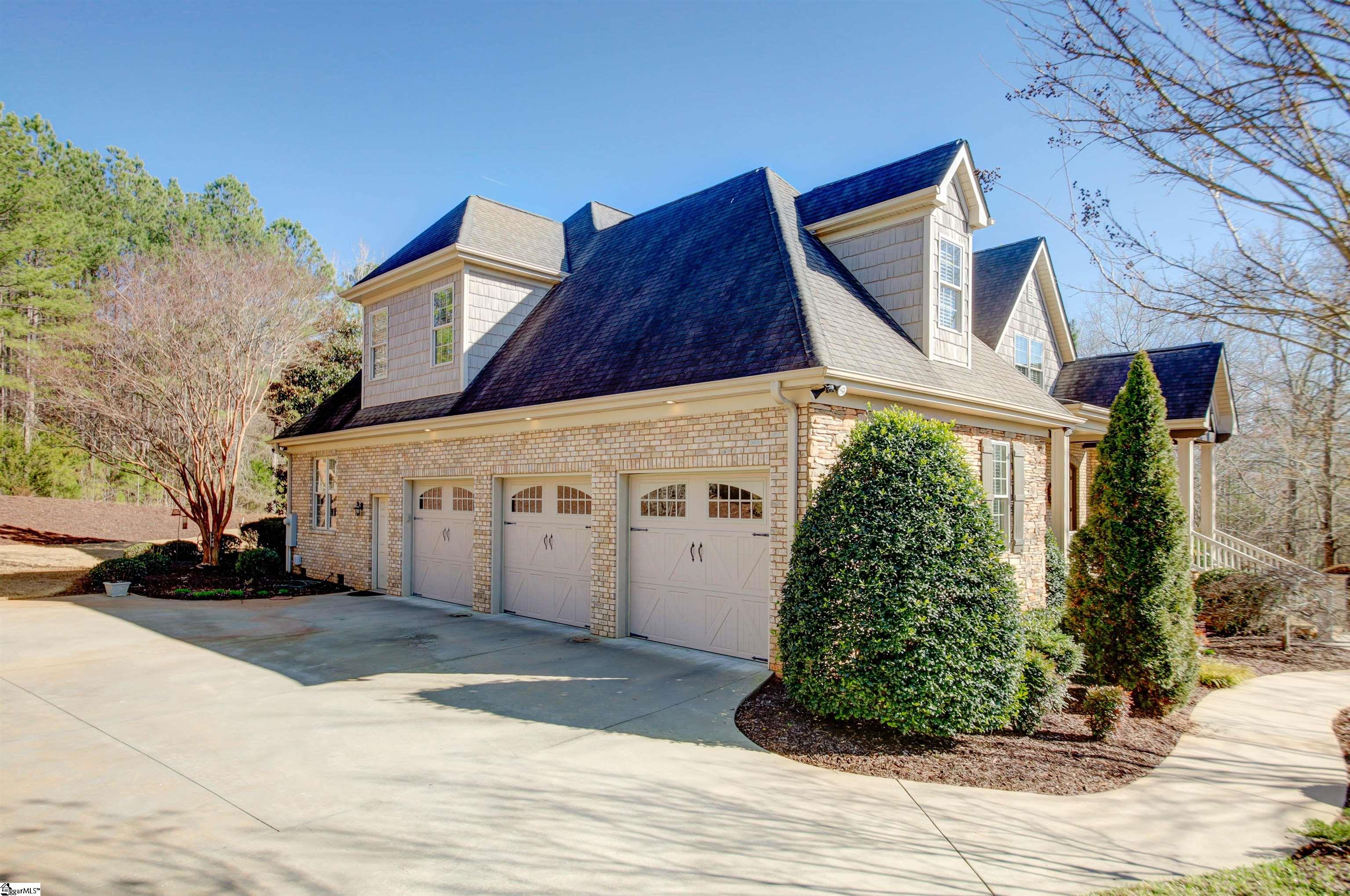 203 Willow Wind Court Easley, SC 29642 - Photo 32 of 36
