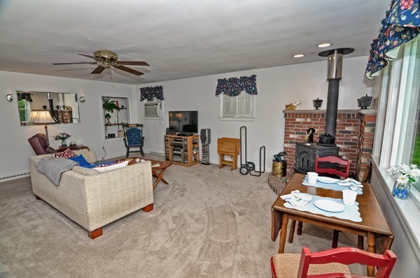88 River Road Norfolk, MA 02056 - Photo 13 of 28 Gallery Image 13