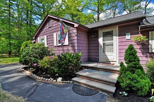 88 River Road Norfolk, MA 02056 - Photo 3 of 28 Gallery Image 3