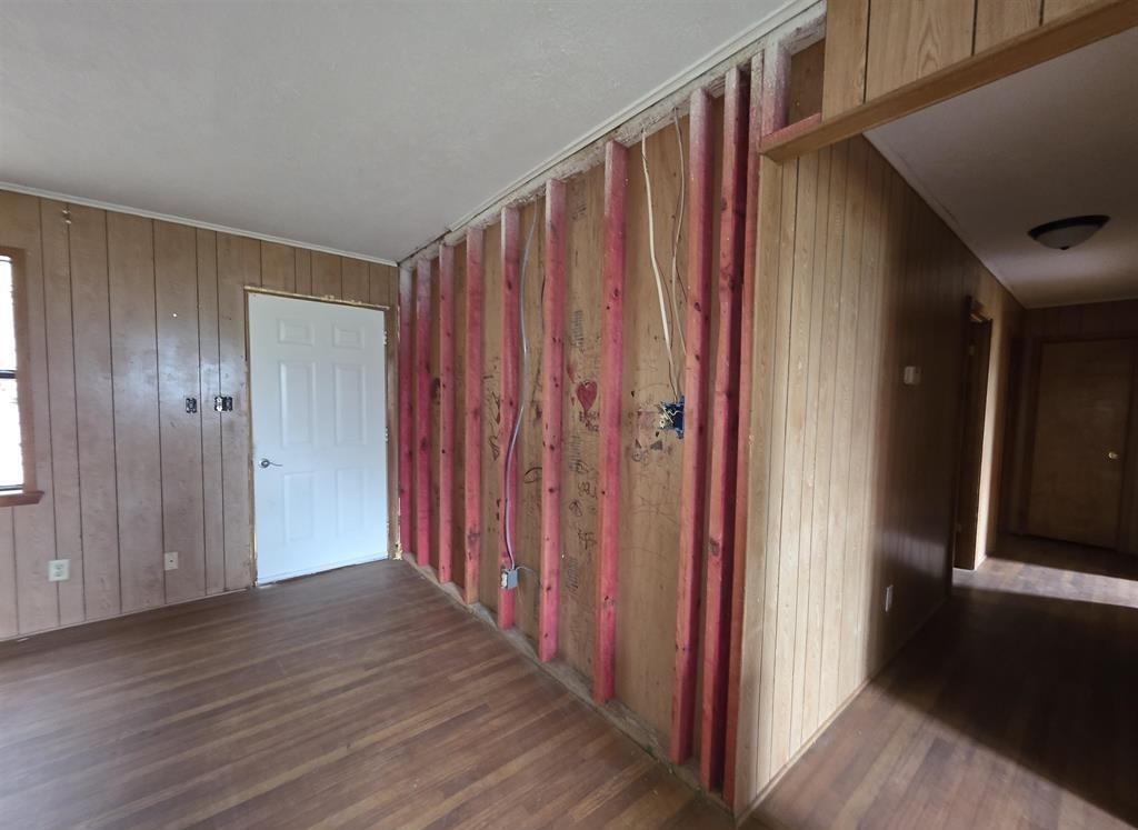1886 Opossum Road Pittsburg, TX 75686 - Photo 6 of 22 Gallery Image 6