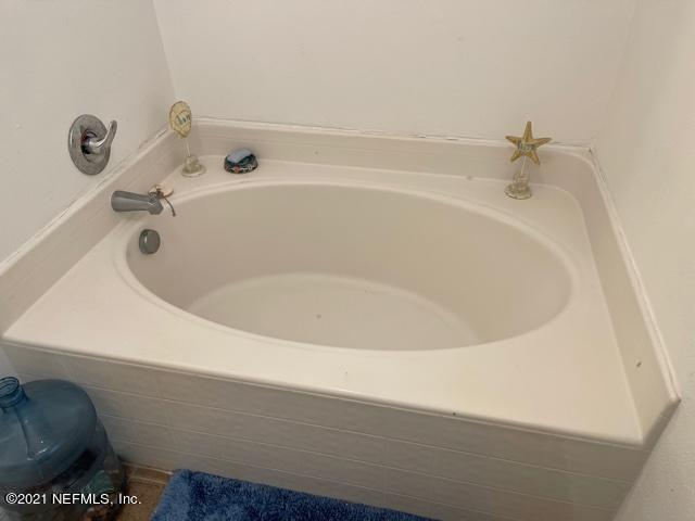4138 Clearbrook Cove Road Jacksonville, FL 32218 - Photo 13 of 23 Master bathroom 2
