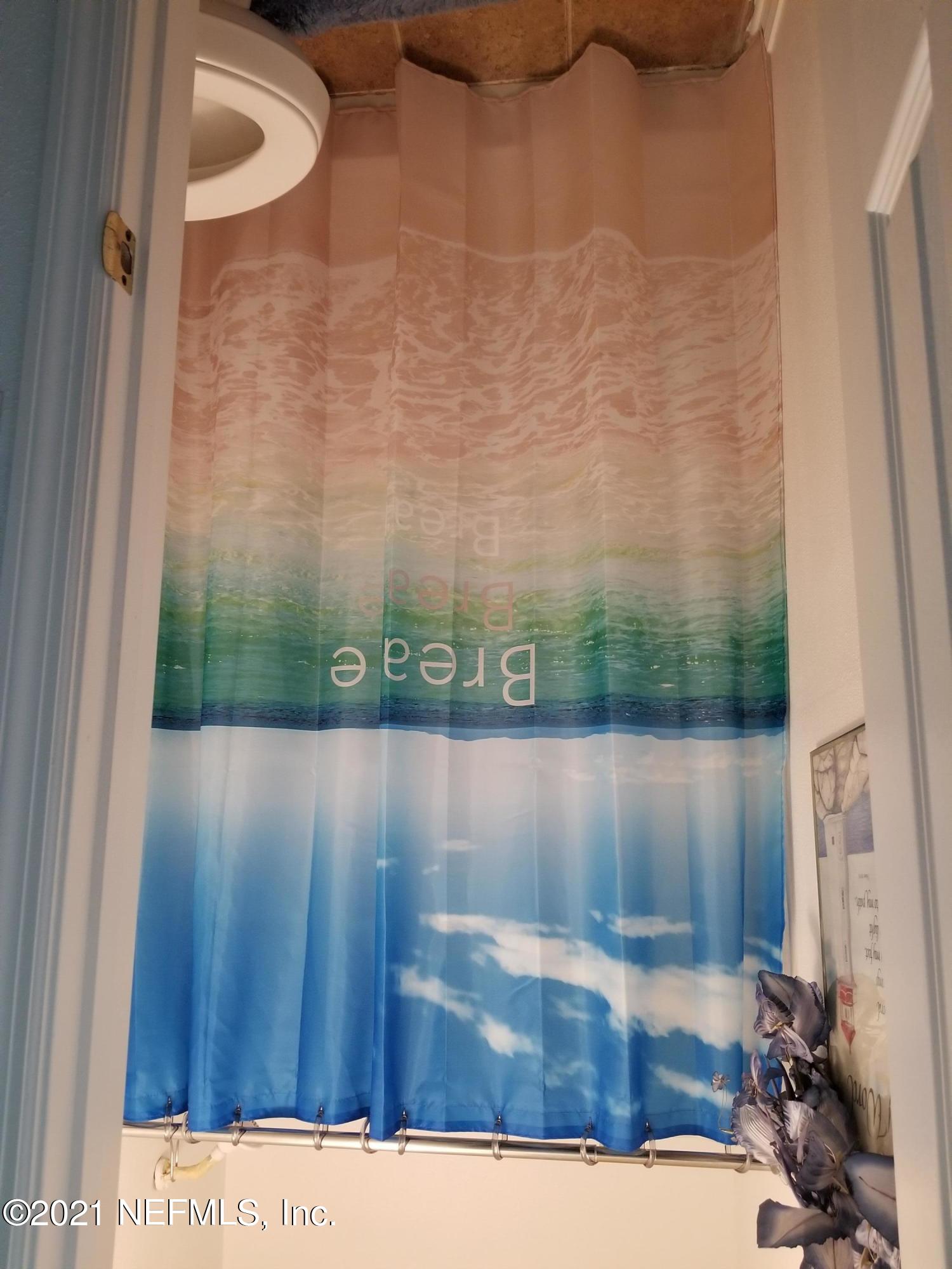 4138 Clearbrook Cove Road Jacksonville, FL 32218 - Photo 20 of 23 Bathroom 1