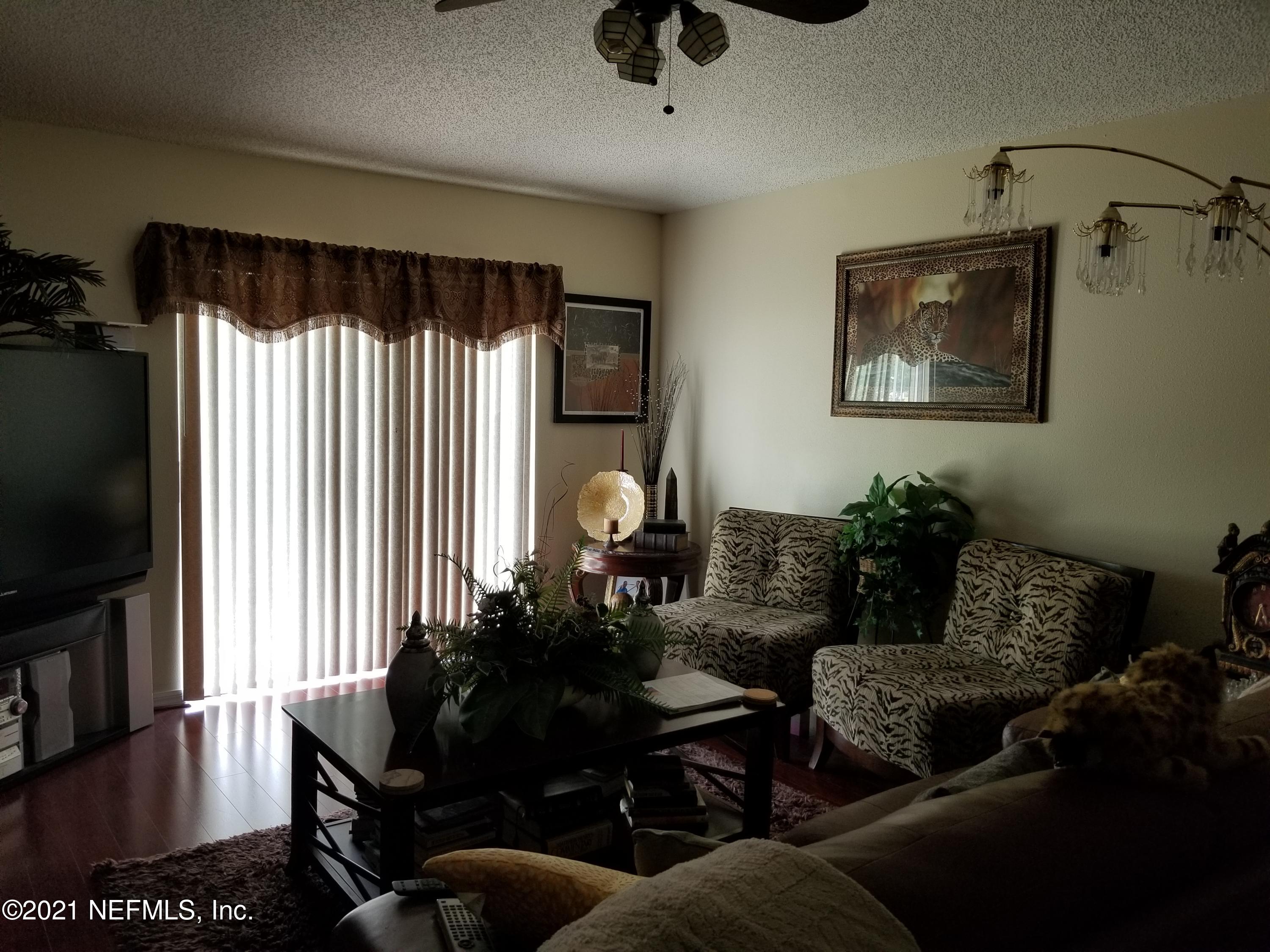 4138 Clearbrook Cove Road Jacksonville, FL 32218 - Photo 22 of 23 Family room