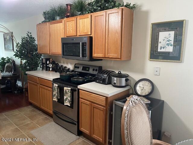 4138 Clearbrook Cove Road Jacksonville, FL 32218 - Photo 8 of 23 kitchen2