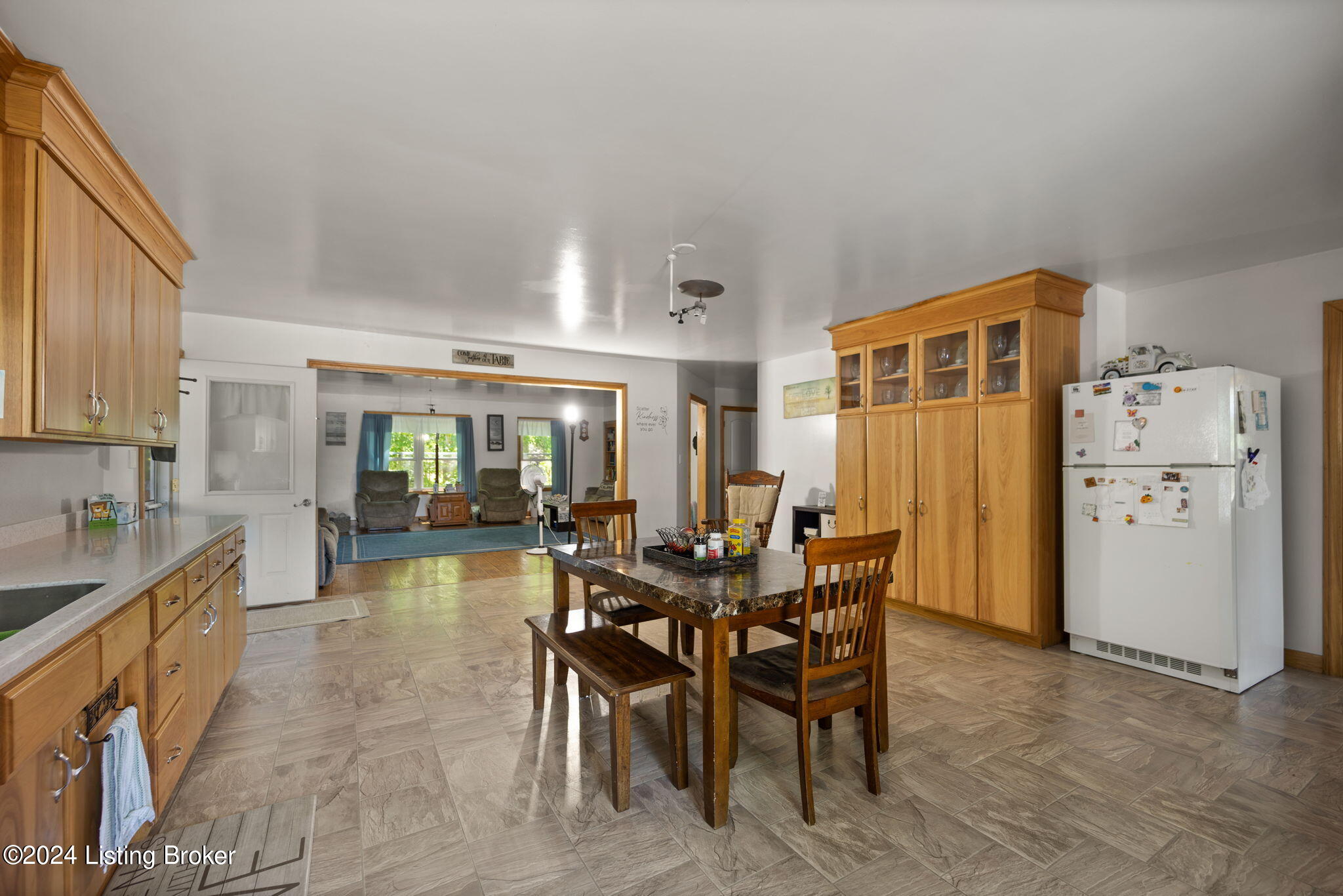 251 Roseburg Road Cub Run, KY 42729 - Photo 22 of 127 26-web-or-mls-542A2986