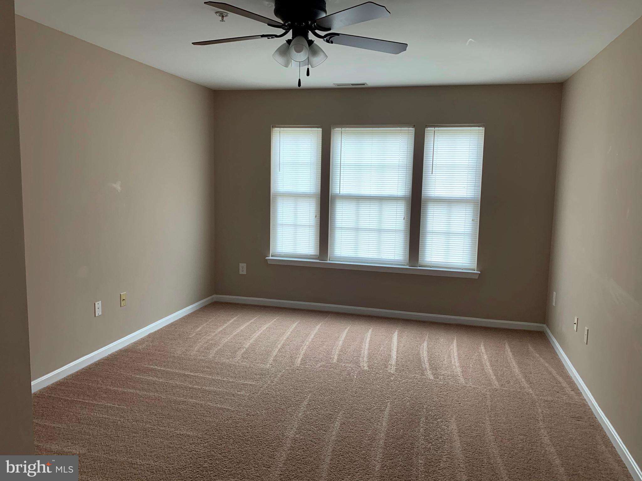 2529 Briar Ridge Lane Odenton, MD 21113 - Photo 10 of 16 Large Bedroom