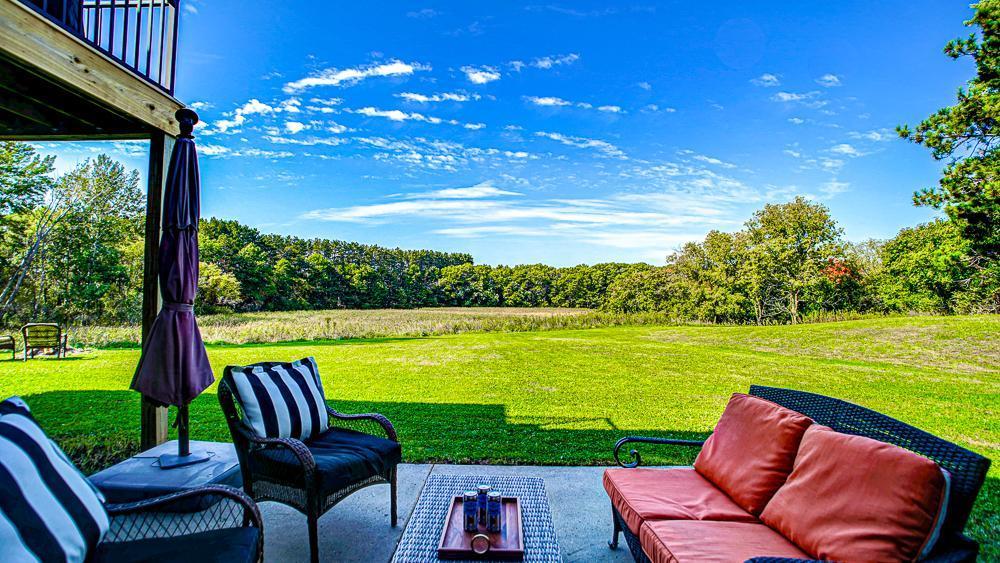 8320 Dellwood Rd Court North Grant, MN 55082 - Photo 4 of 60