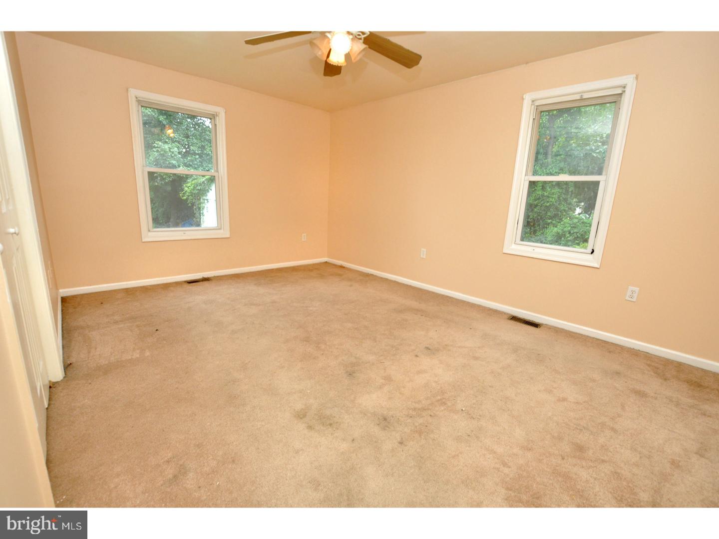 8470 Sheppard Road Pennsauken, NJ 08110 - Photo 13 of 20 Bedroom 3