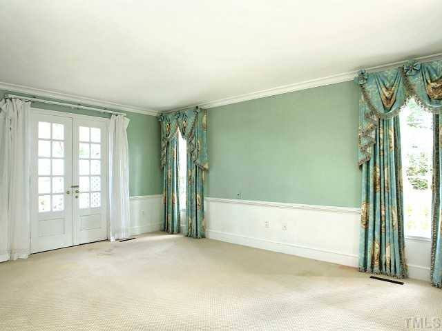 326 West Drewry Lane Raleigh, NC 27609 - Photo 11 of 22 Photo 11