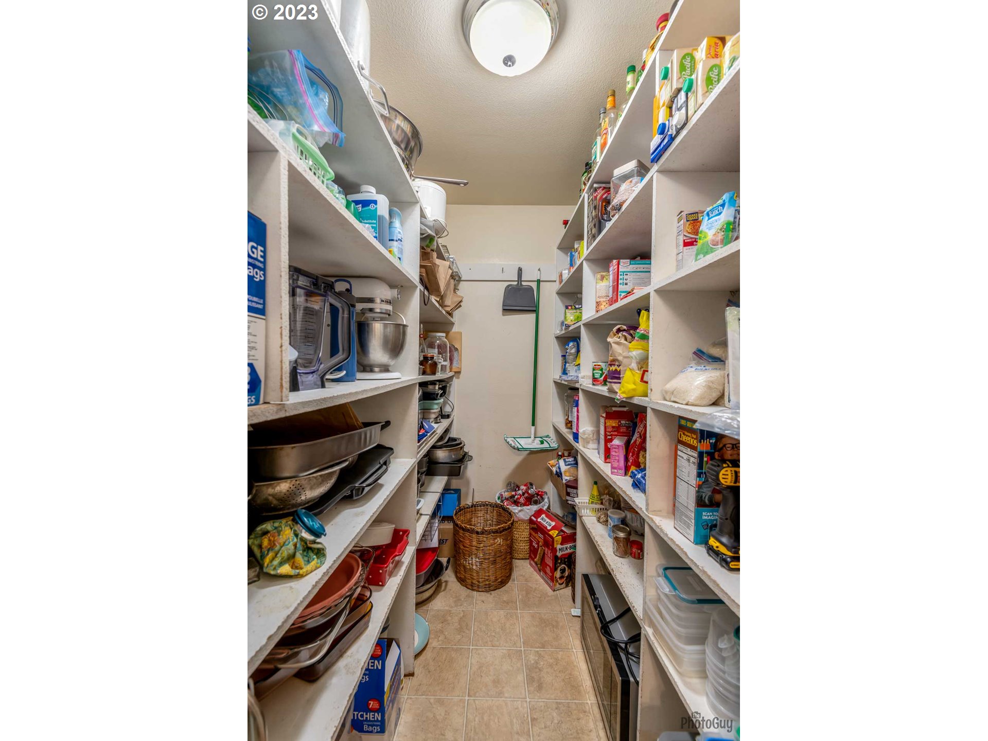 40352 Reuben Leigh Road Lowell, OR 97452 - Photo 8 of 25 Gallery Image 8