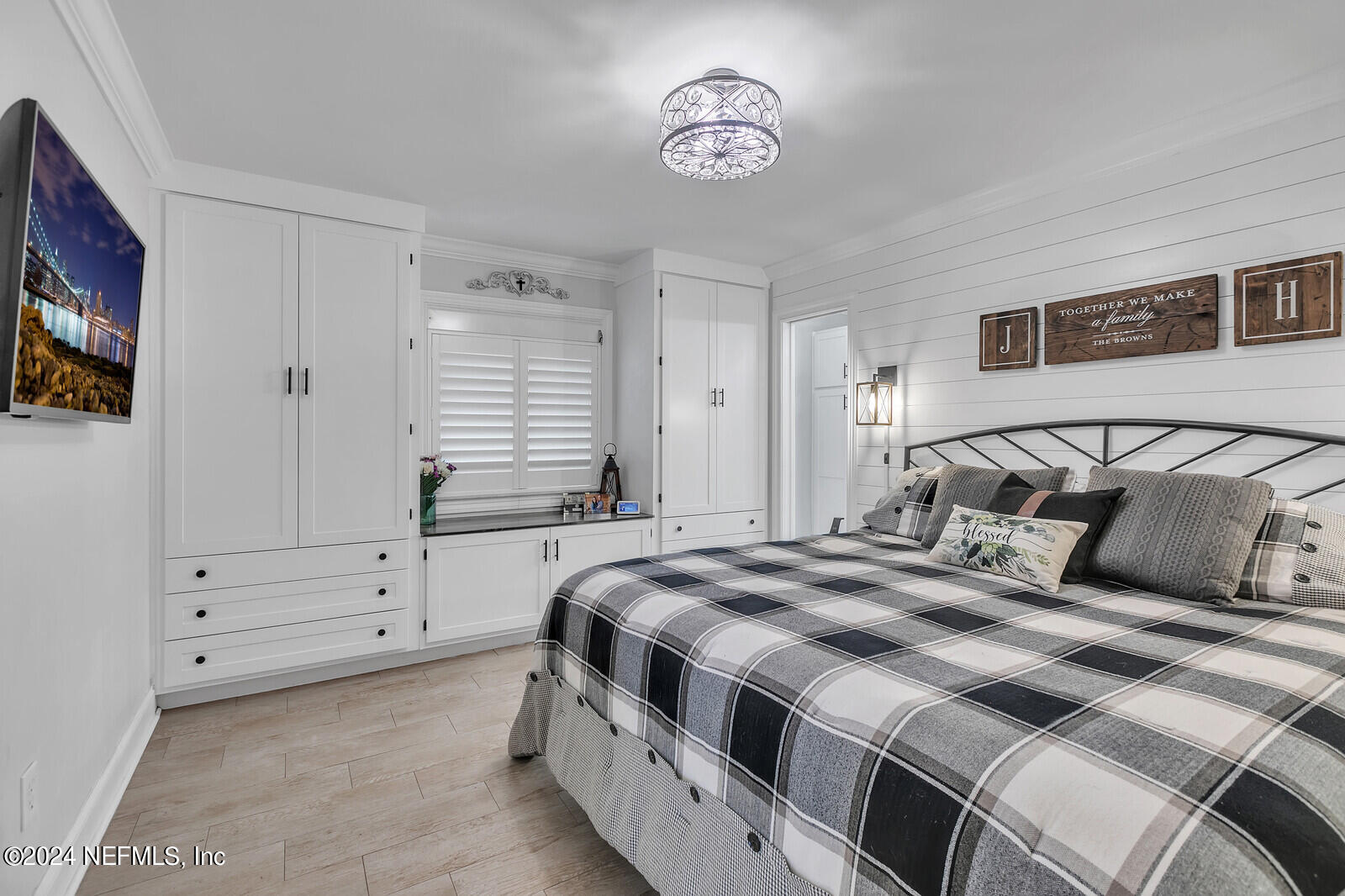 6695 Highway 16 St. Augustine, FL 32092 - Photo 14 of 46 a bedroom with a bed and a window