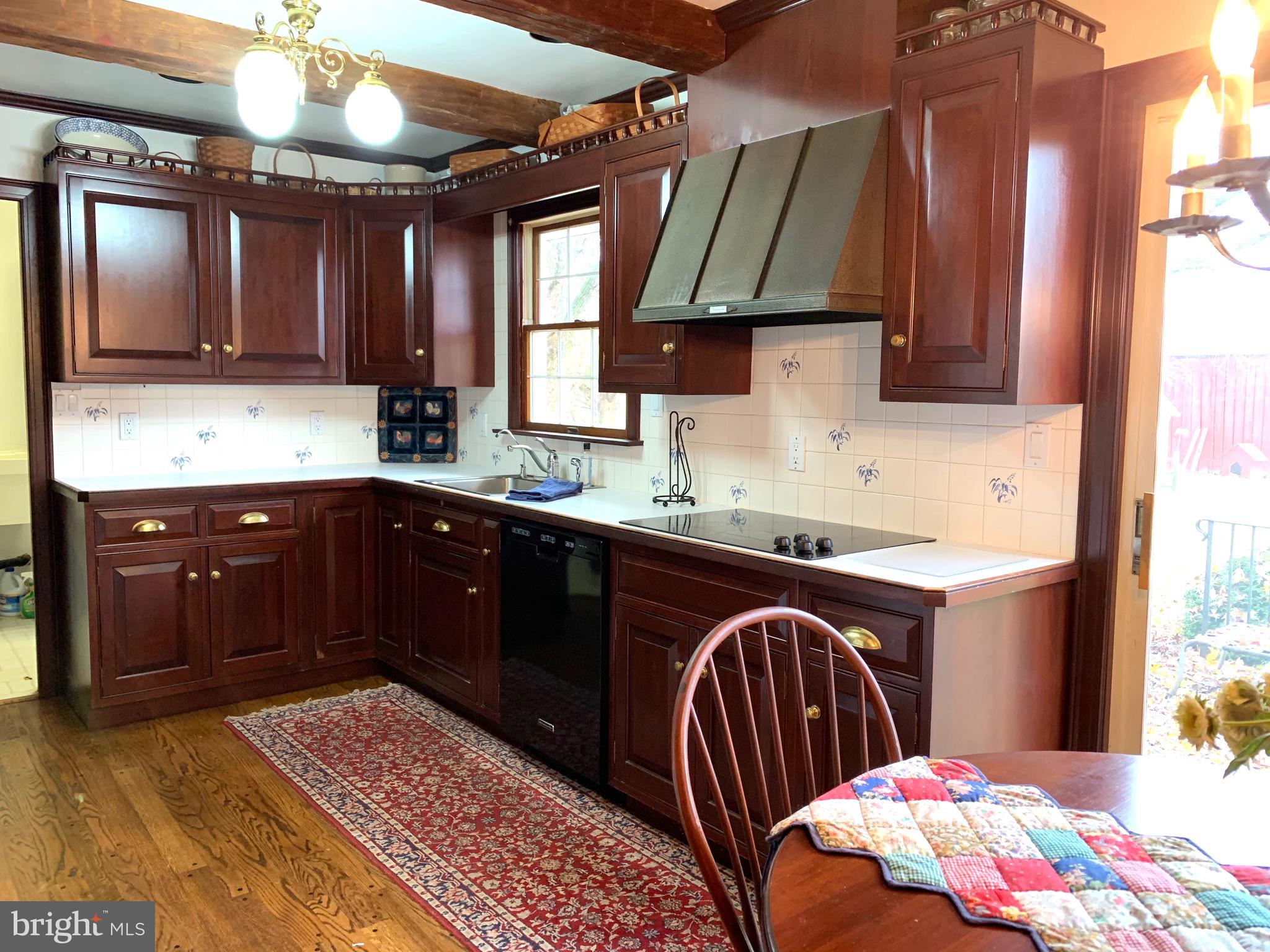 5550 Greenock Road Lothian, MD 20711 - Photo 12 of 39 Kitchen