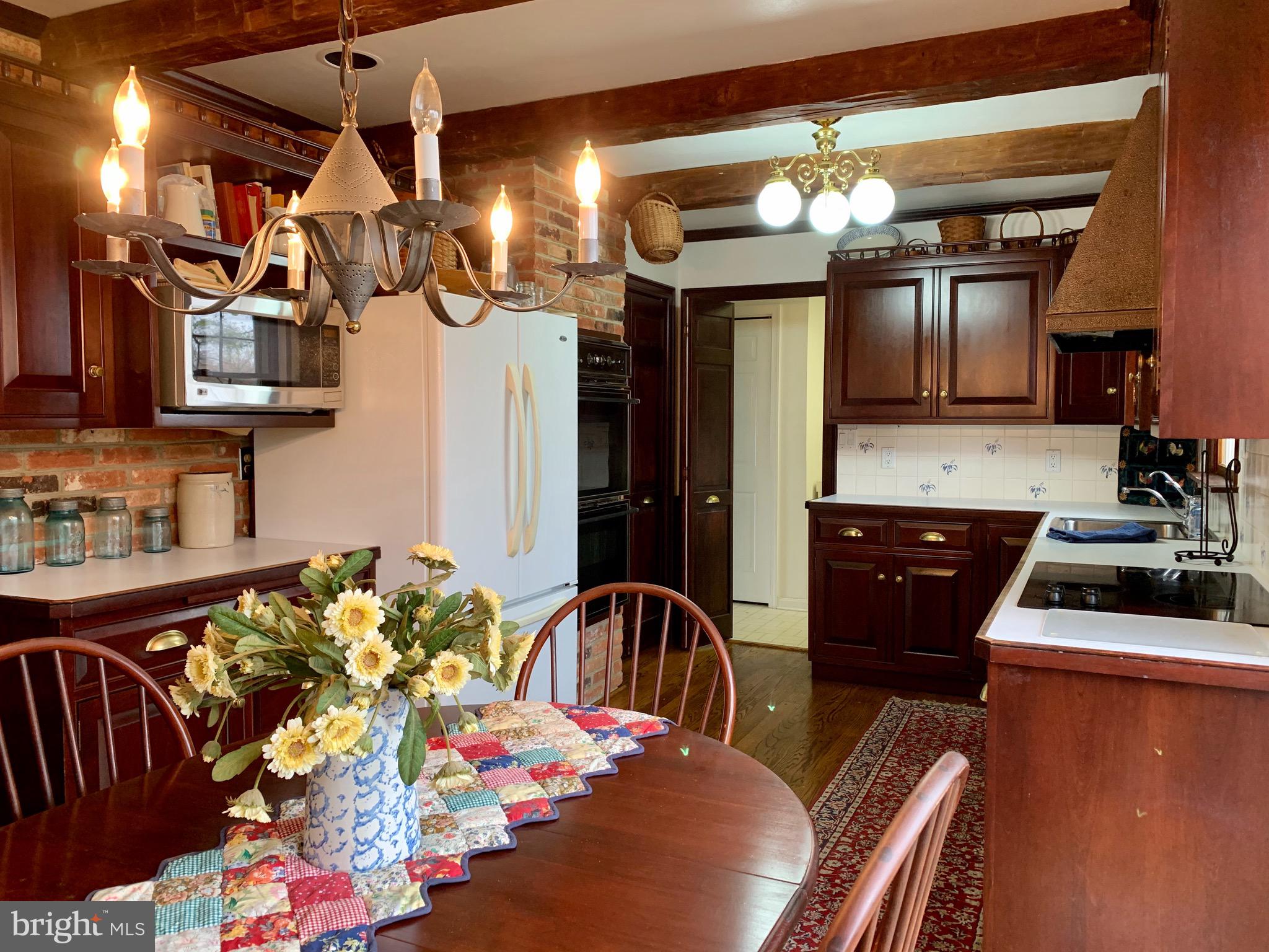 5550 Greenock Road Lothian, MD 20711 - Photo 13 of 39 Kitchen