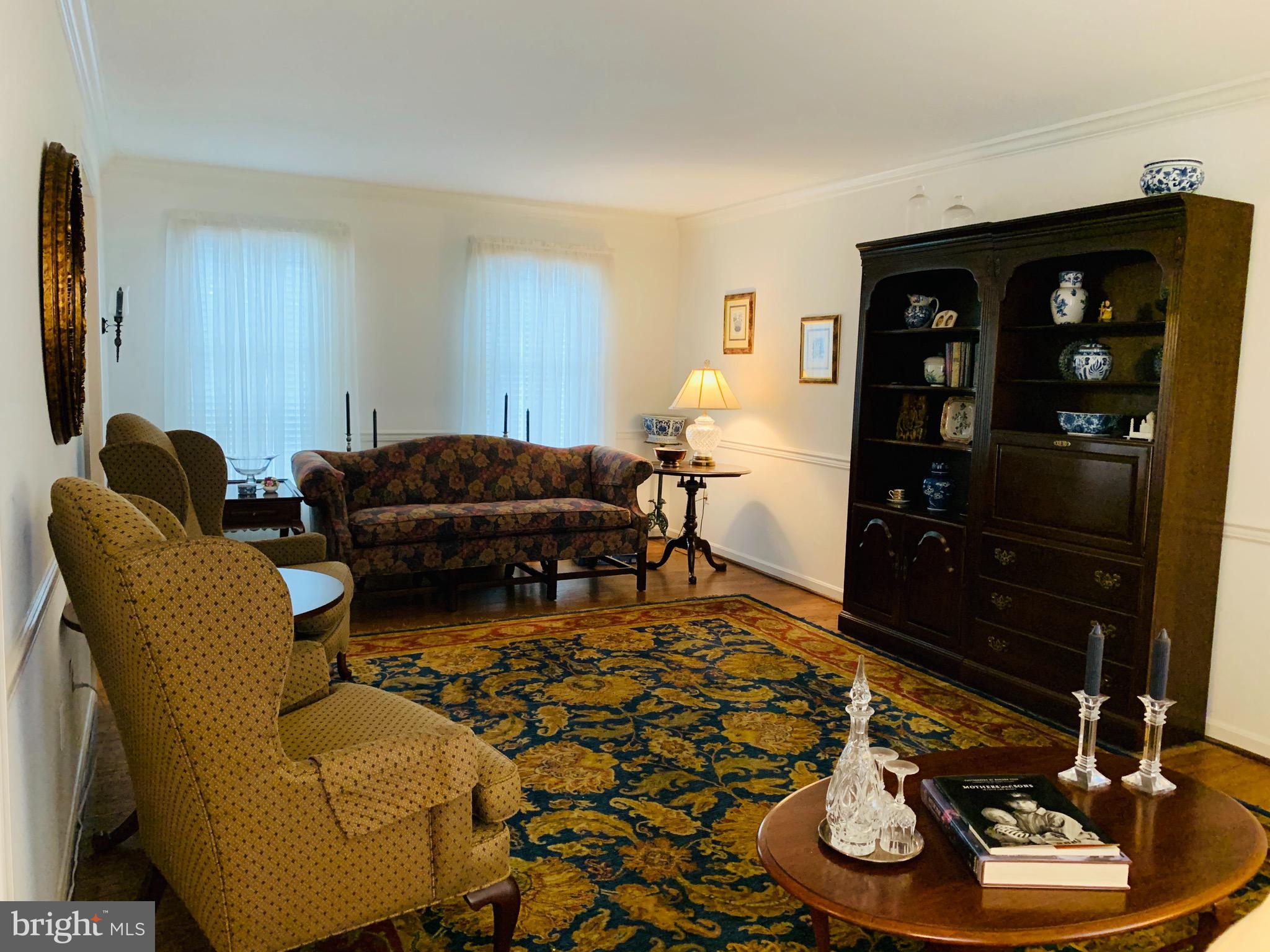 5550 Greenock Road Lothian, MD 20711 - Photo 20 of 39 Living Room