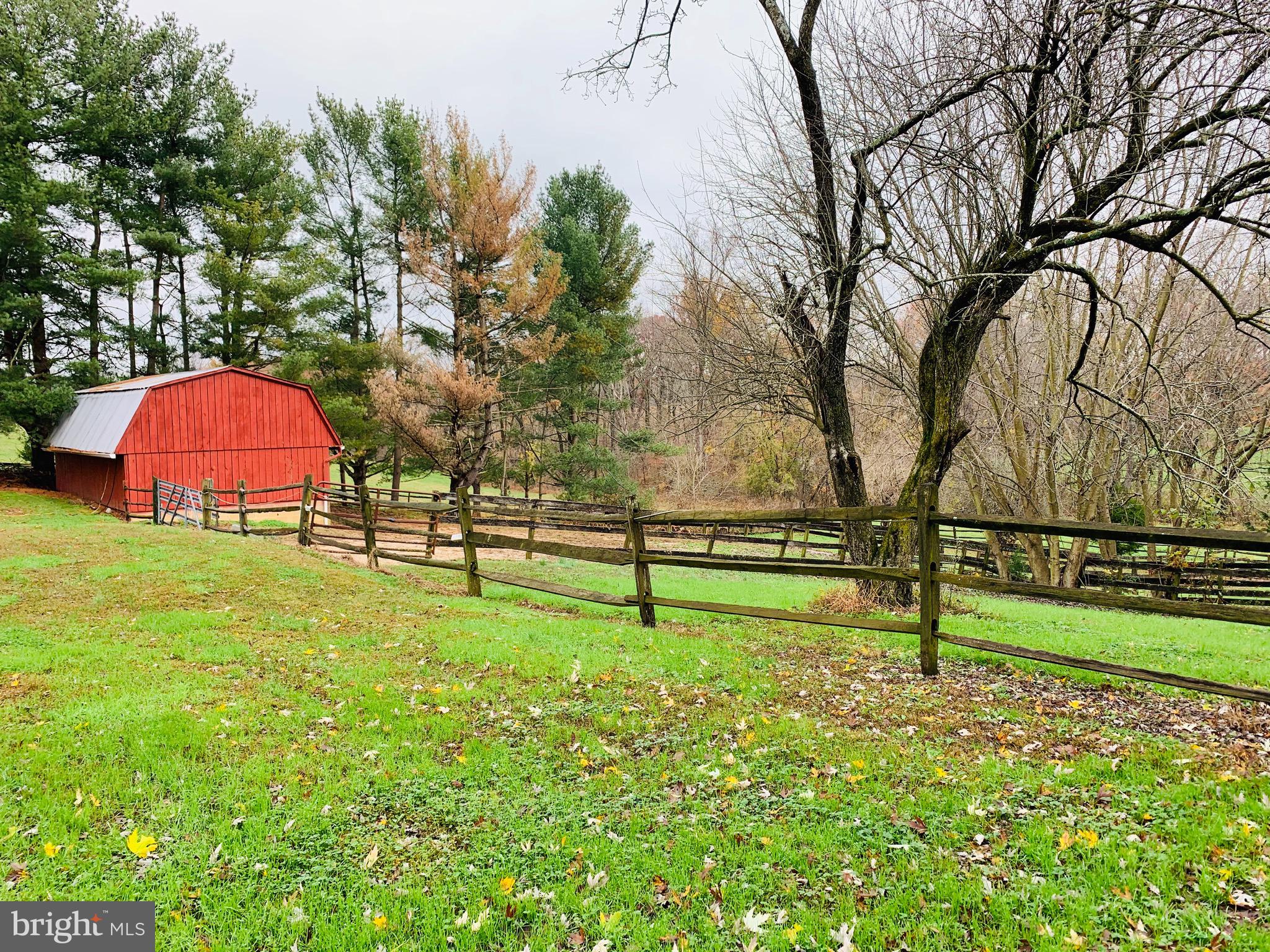 5550 Greenock Road Lothian, MD 20711 - Photo 4 of 39 Lower Run-In Shed with Tack Rm/Storage