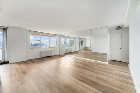$375,000 | 6040 Boulevard East, Unit 22F, West New York, NJ 07093