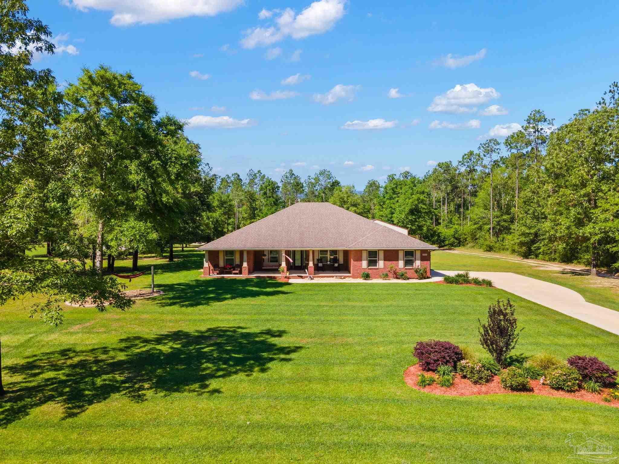 2437 Wallace Lake Road Pace, FL 32571 - Photo 7 of 40