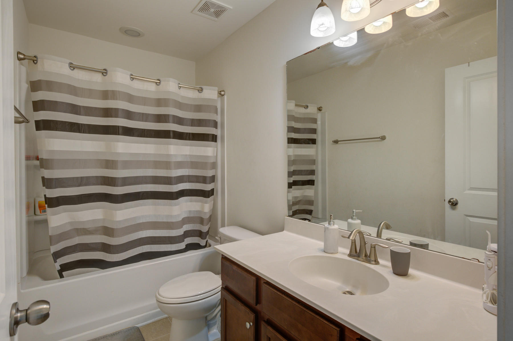 2013 Invention Way Ladson, SC 29456 - Photo 23 of 33 2013 Invention way, Ladson SC (31)