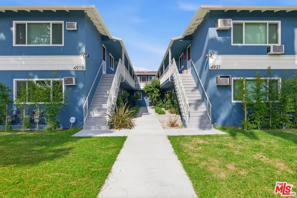 $1,895 | 4921 Coldwater Canyon Avenue, Unit 3, Sherman Oaks, CA 91423