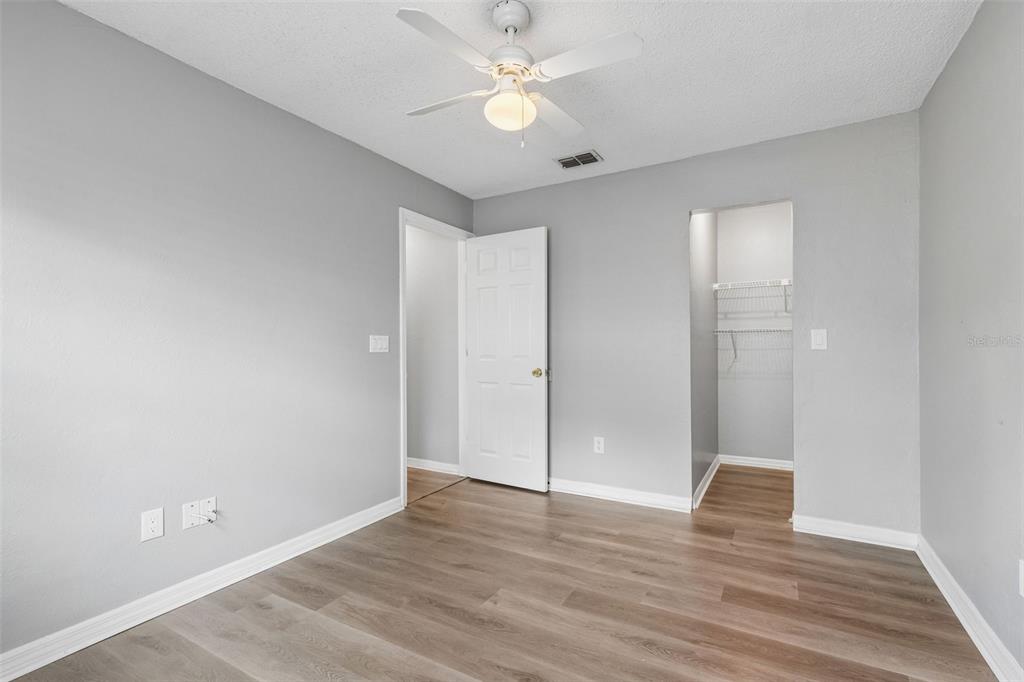 1733 Sutton Place Dunedin, FL 34698 - Photo 28 of 38