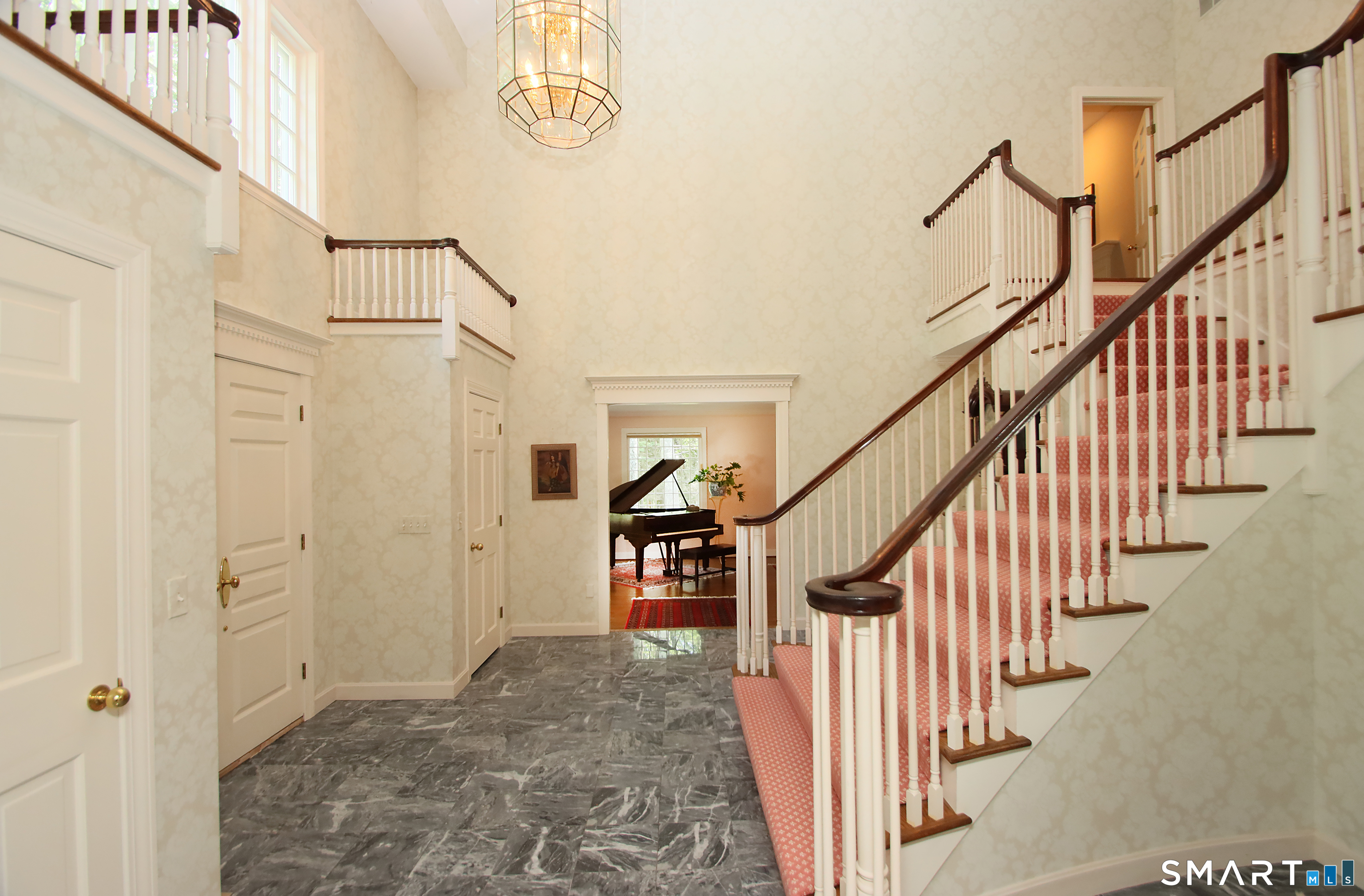 45 Longview Road Avon, CT 06001 - Photo 11 of 40 Gallery Image 11