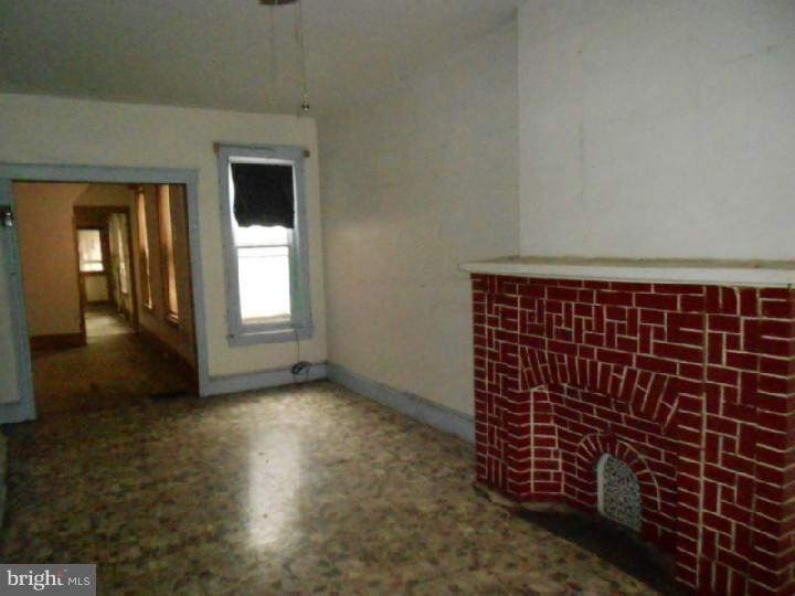 318 Pear Street Reading, PA 19601 - Photo 3 of 12 Gallery Image 3