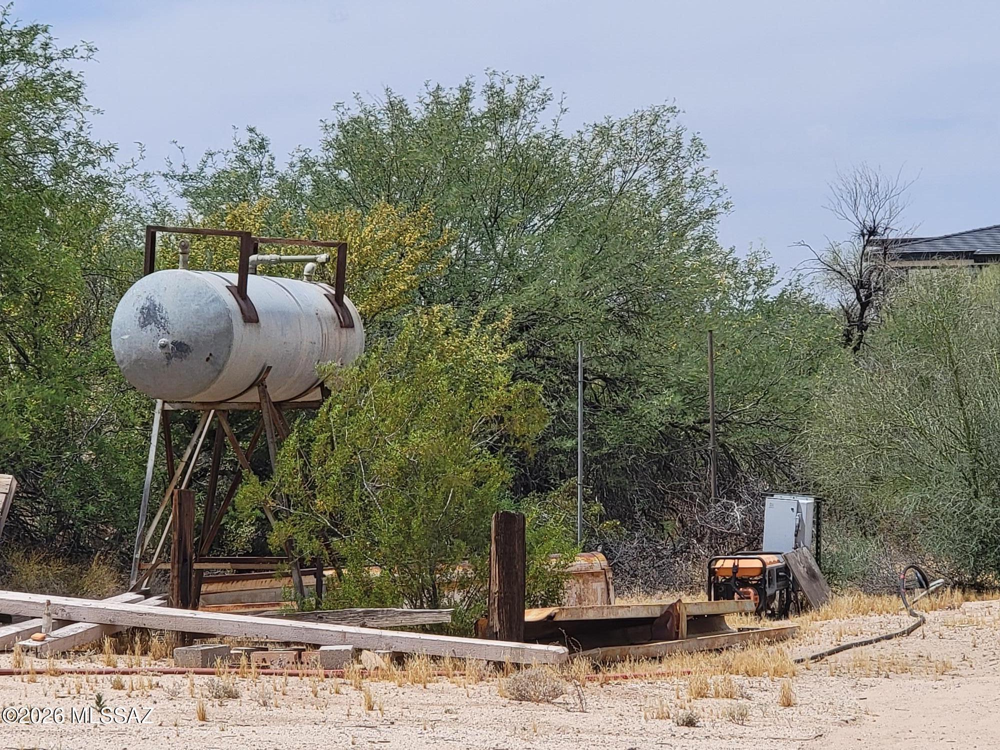 1940 West Oracle Jaynes Station Road Tucson, AZ 85741 - Photo 3 of 11