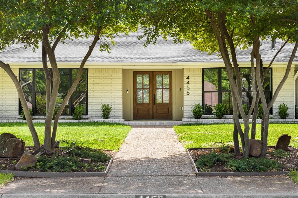 4456 Thunder Road Dallas, TX 75244 - Photo 5 of 40