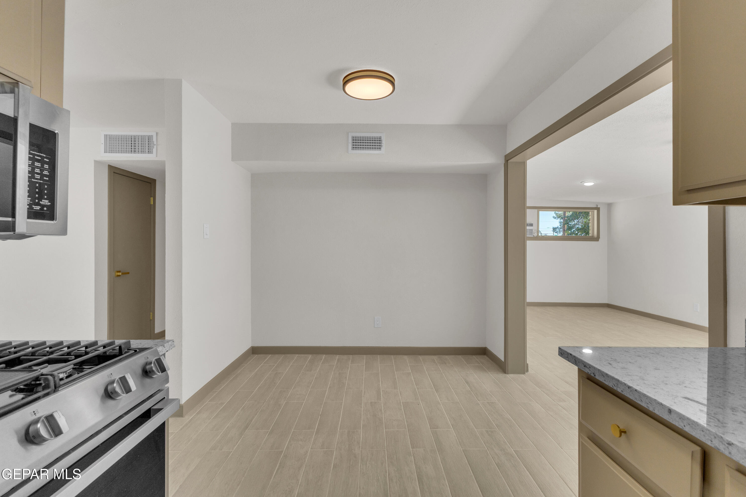 10013 Keystone Lane El Paso, TX 79924 - Photo 11 of 42 2 (6)