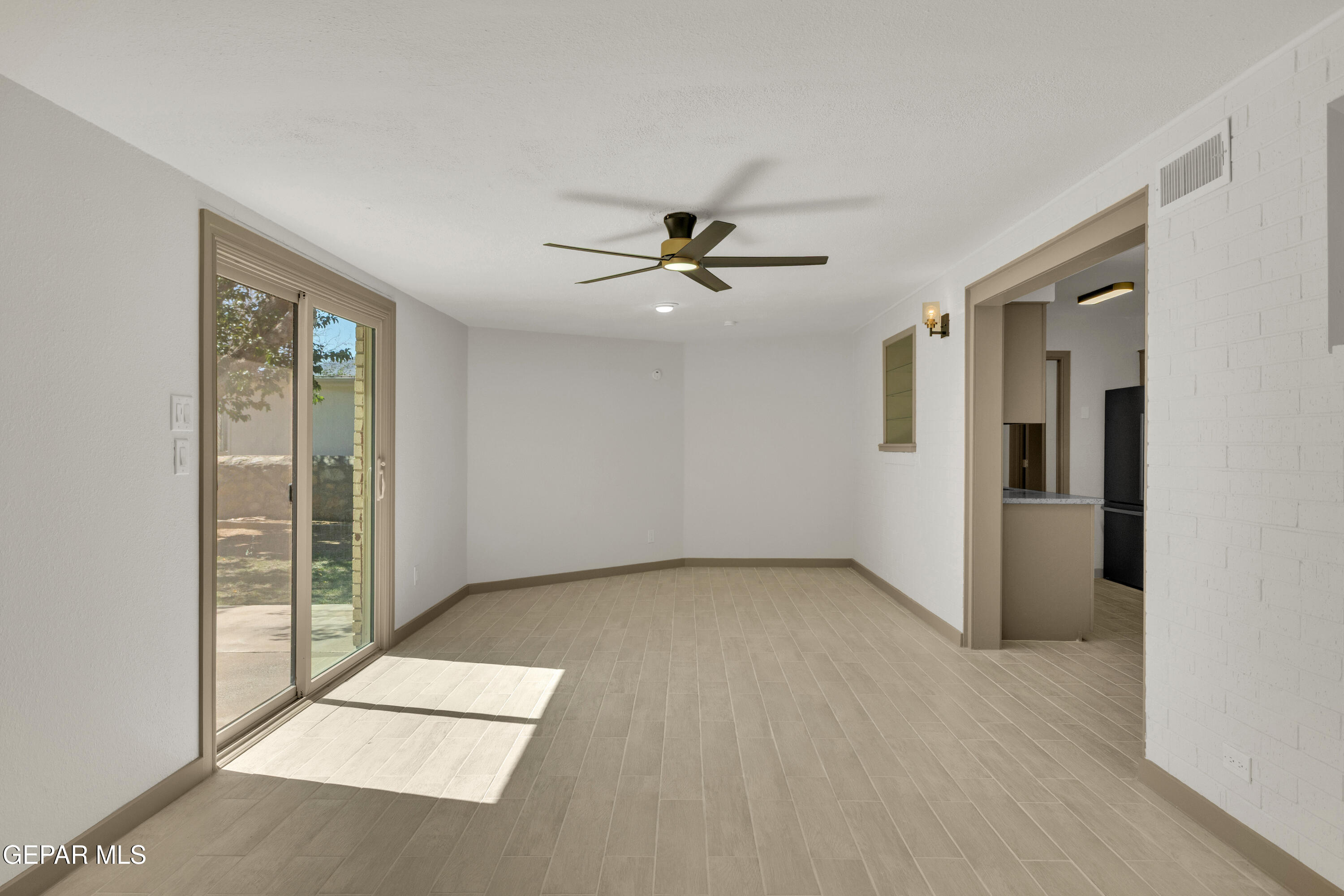 10013 Keystone Lane El Paso, TX 79924 - Photo 15 of 42 2 (14)