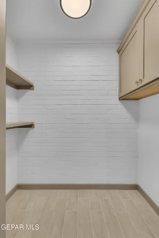 a view of a closet area