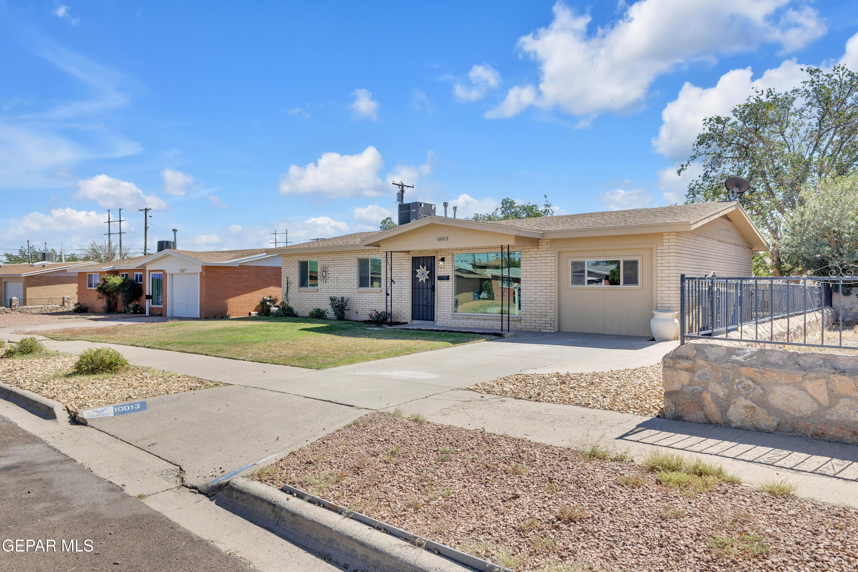 10013 Keystone Lane El Paso, TX 79924 - Photo 2 of 42 1 (1)
